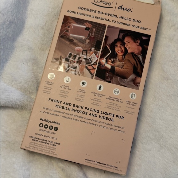 Lumee Purple Marble Selfie Light Phone Case with Charging Cable - Picture 5 of 6